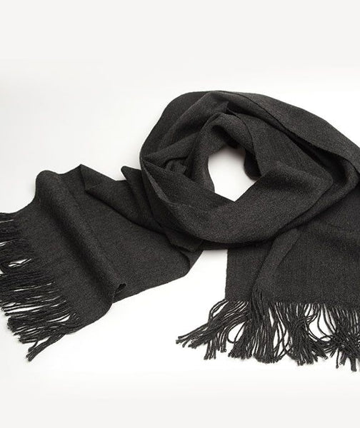 K'ata Wide Baby Alpaca Scarf Shawl- Charcoal