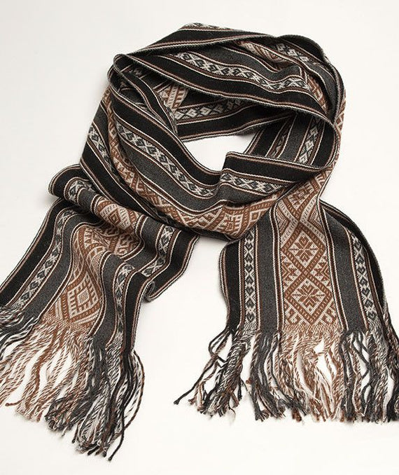 Alpaca Scarves & Shawls – Threads of Peru
