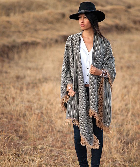 Angelina Alpaca Ruana – Threads of Peru